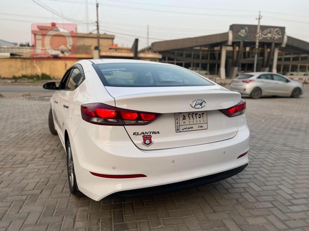 هیوندای ئەلەنترا